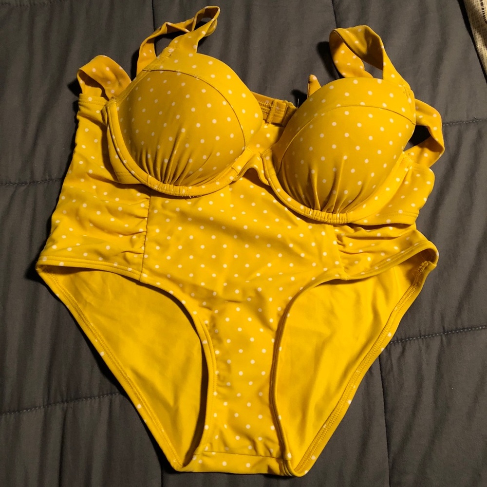 Aerie Yellow Polka Dot Cinched Bottom Bikini